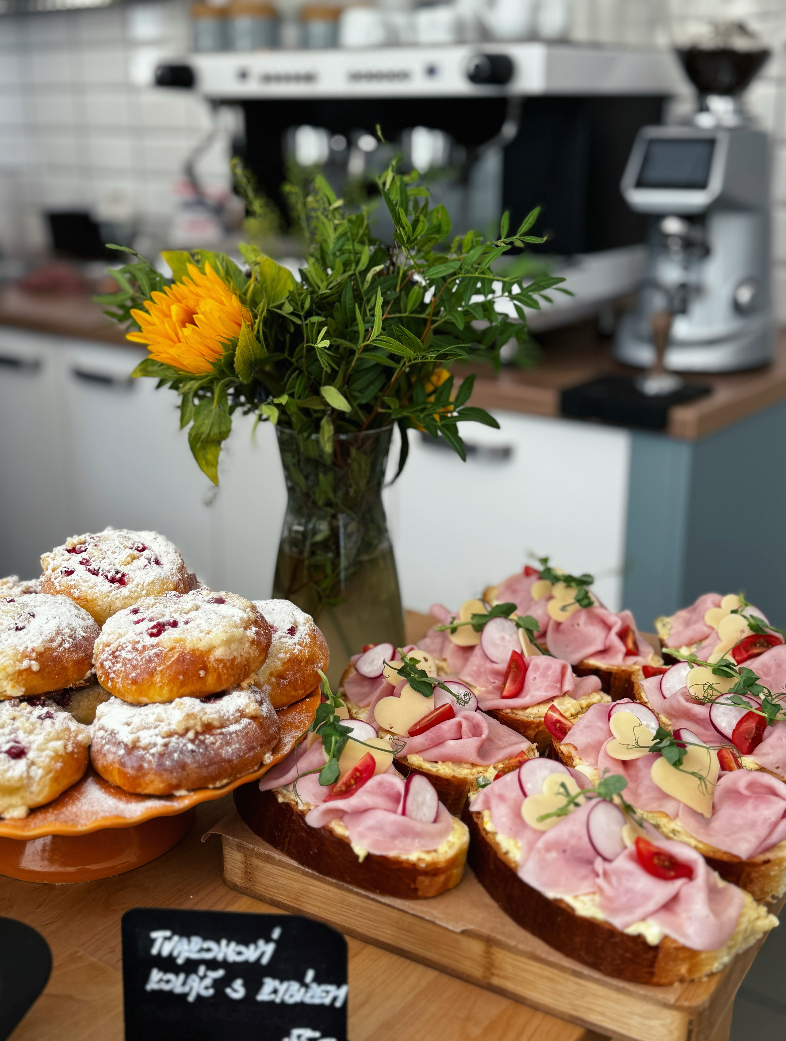 Chléb toustový máslový